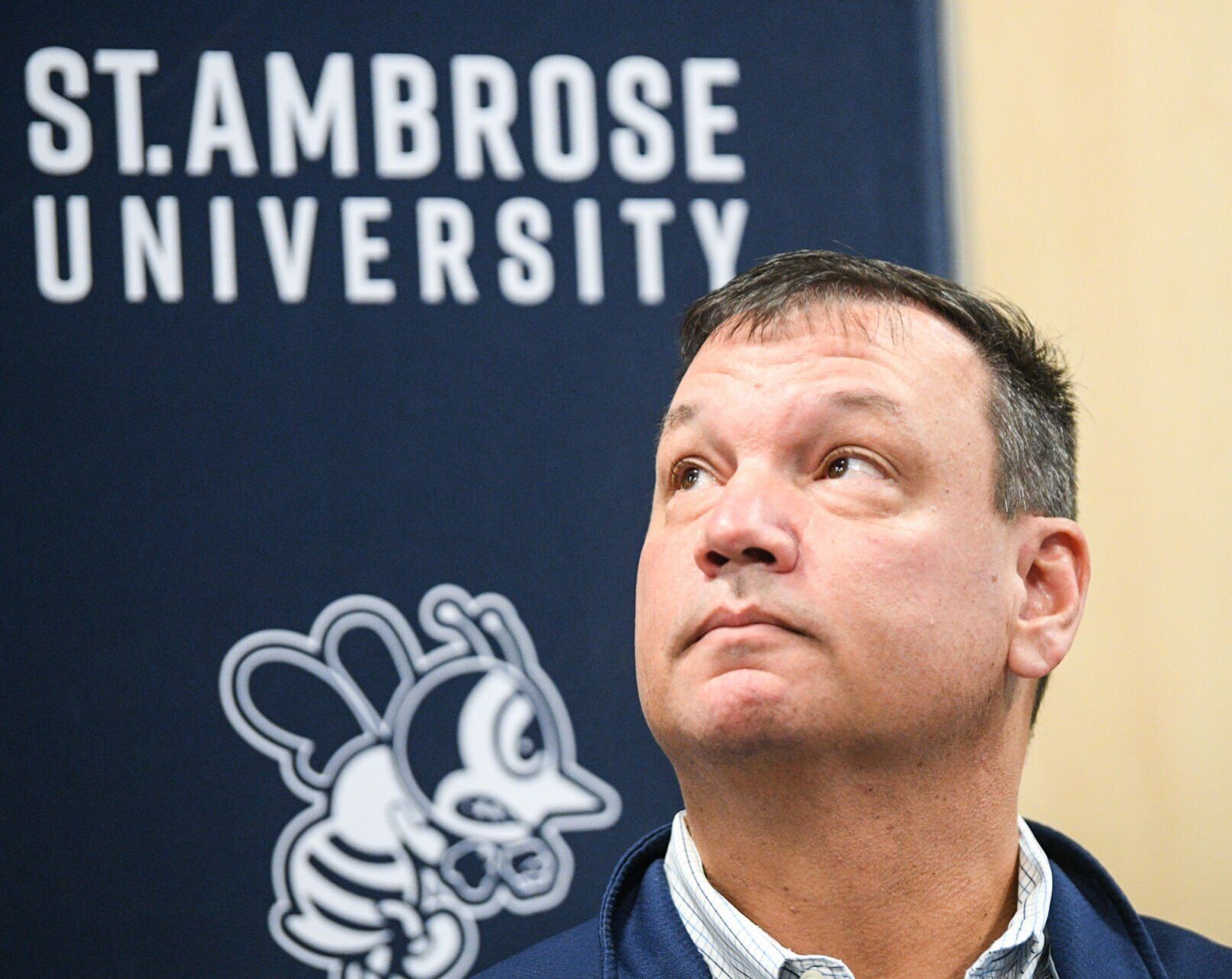 112921-qc-spt-ambrose-fball-003